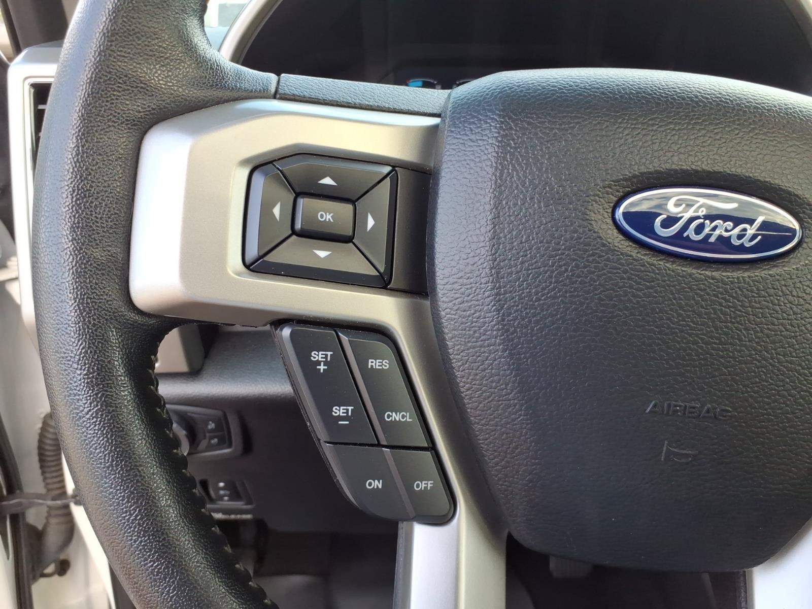 Certified 2020 Ford F350 Lariat w/ Lariat Ultimate Package AWD/4WD image 17
