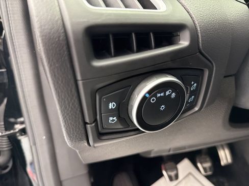 Used 2016 Ford Focus RS AWD/4WD image 21