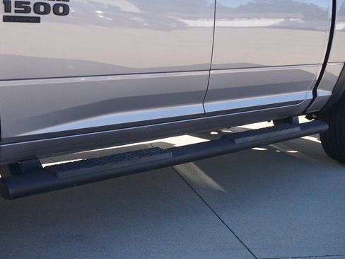 Used 2022 RAM 1500 Classic Warlock AWD/4WD image 16