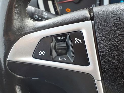 Used 2012 Chevrolet Equinox LT w/ Driver Convenience Package image 27