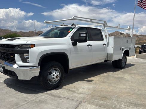 Used 2021 Chevrolet Silverado 3500 W/T w/ WT Convenience Package RWD image 3