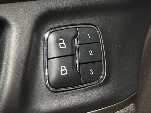 Used 2015 Lincoln MKC AWD w/ Equipment Group 102A Reserve image 19