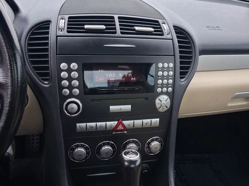 Used 2006 Mercedes-Benz SLK 280 w/ Comfort Pkg image 15