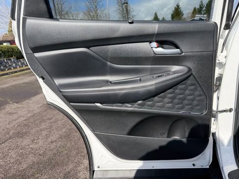 Used 2023 Hyundai Santa Fe Limited image 32