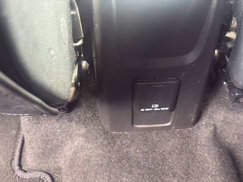 Used 2020 Buick Encore Preferred w/ Safety Package FWD image 21