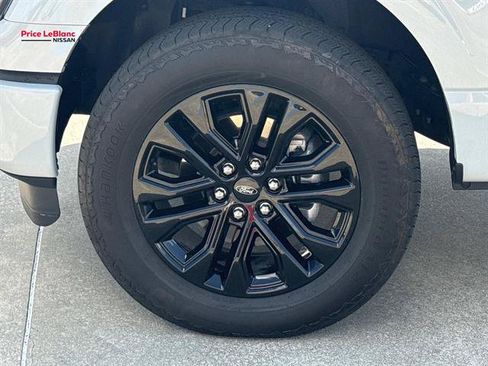 Used 2024 Ford F150 Lariat w/ FX4 Off-Road Package AWD/4WD image 4
