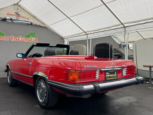 Used 1987 Mercedes-Benz 560 SL image 5