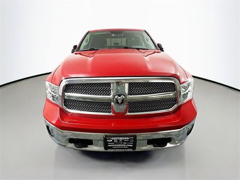 Used 2018 RAM 1500 SLT image 2