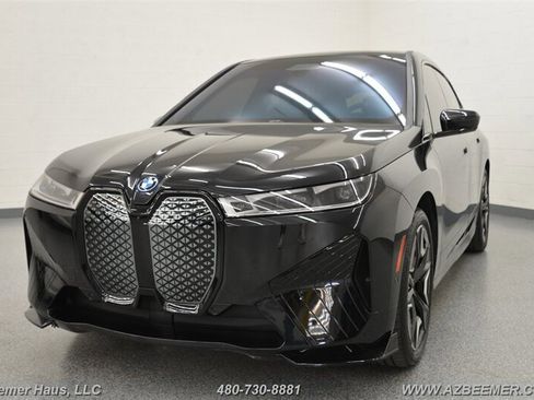 Used 2025 BMW iX M60 AWD/4WD image 1