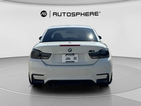 Used 2015 BMW M4 Convertible image 8