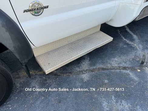 Used 2012 Ford F550 2WD Regular Cab Super Duty w/ Payload Upgrade Pkg image 11