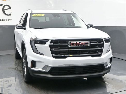 Used 2025 GMC Acadia Elevation image 52