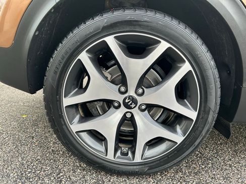 Used 2018 Kia Sportage SX FWD image 12