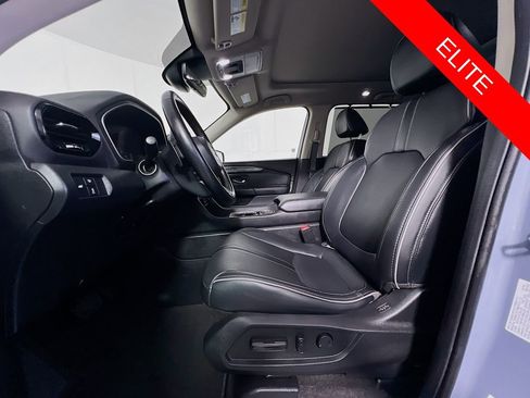 Used 2024 Honda Pilot Elite image 22