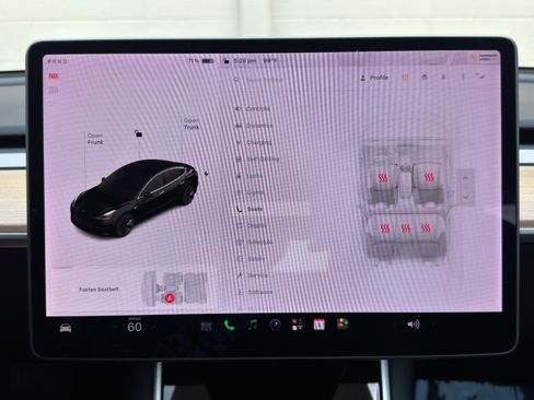 Used 2020 Tesla Model 3 Standard Range Plus RWD image 28