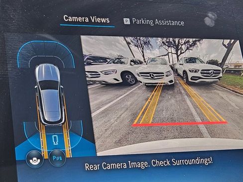 Used 2026 Mercedes-Benz GLC 300 image 13