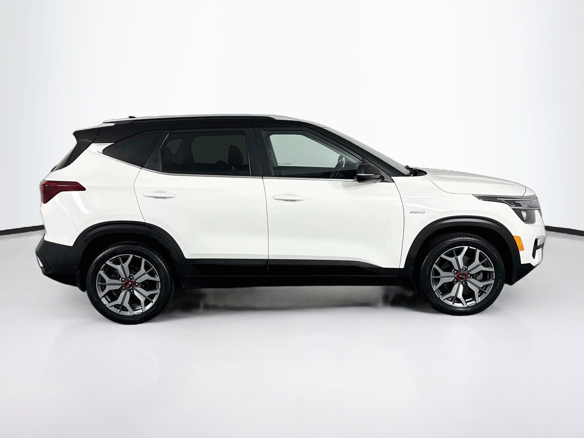 Used 2021 Kia Seltos S AWD/4WD image 16