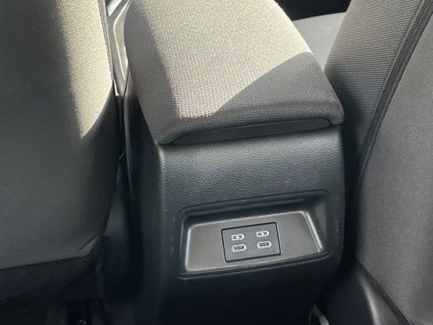 Used 2024 Toyota Corolla LE FWD image 23