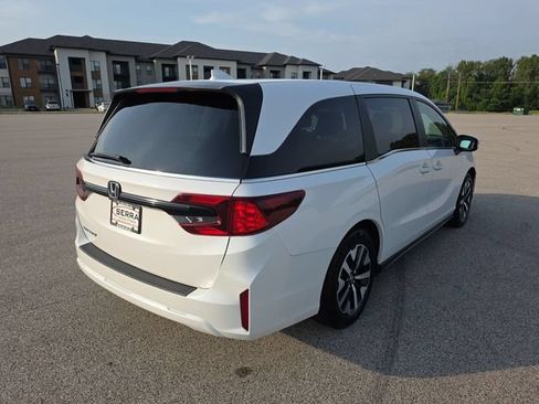 Used 2025 Honda Odyssey EX-L image 13