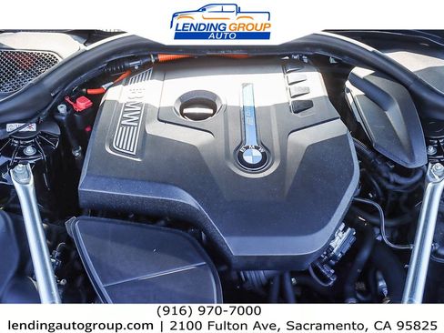 Used 2018 BMW 530e xDrive w/ Premium Package 2 image 25