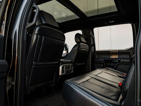 Used 2022 Ford F250 Lariat w/ Black Appearance Package image 73