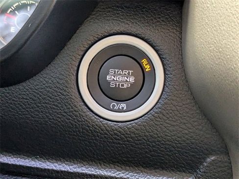 Certified 2020 RAM 1500 Laramie image 27