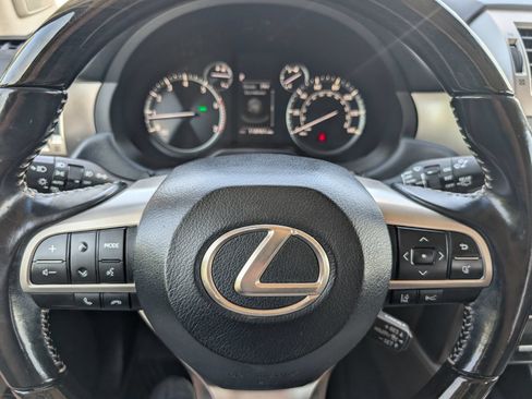 Used 2020 Lexus GX 460 Premium w/ Premium Package AWD/4WD image 21