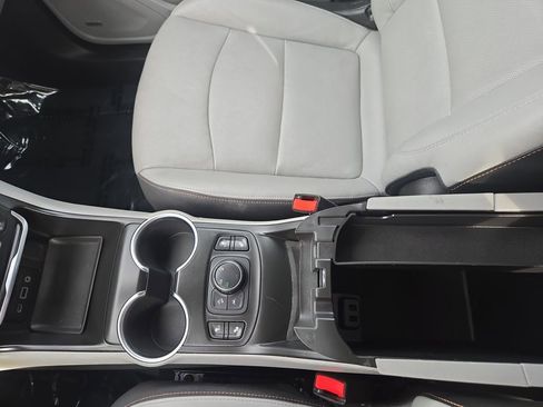 Used 2018 GMC Terrain SLT w/ Preferred Package image 22