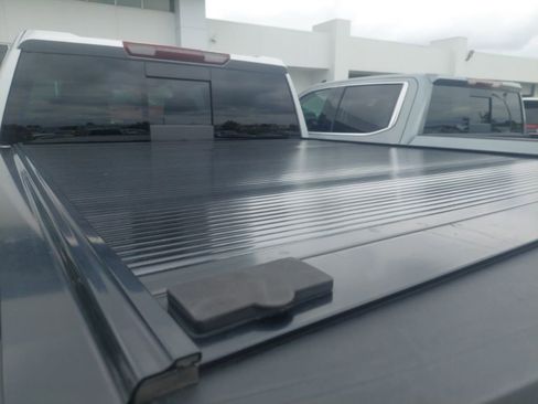 Used 2019 GMC Sierra 1500 SLE w/ SLE Value Package RWD image 6
