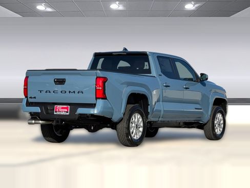 New 2026 Toyota Tacoma SR5 image 3