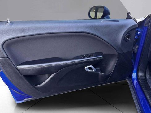 Used 2021 Dodge Challenger GT image 39