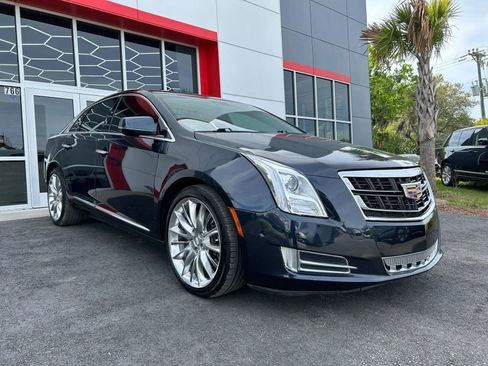 Used 2013 Cadillac XTS Platinum w/ Driver Assist Package AWD/4WD image 3