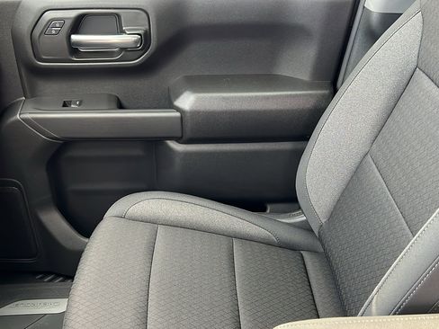 New 2025 Chevrolet Silverado 1500 Custom image 20