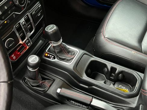 Used 2020 Jeep Gladiator Rubicon image 26