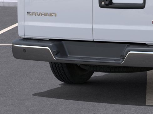 New 2026 GMC Savana 3500 w/ Driver Convenience Package RWD image 16