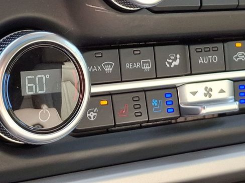 Used 2024 Ford Expedition Max Limited image 26