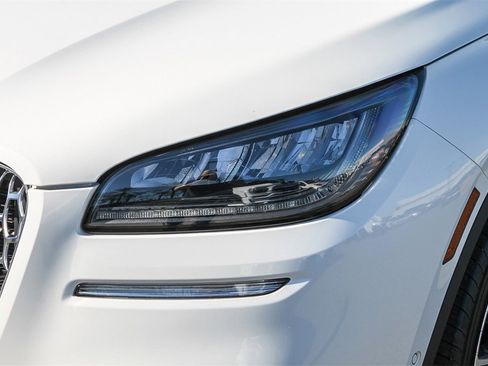 Used 2022 Lincoln Corsair Reserve w/ Equipment Group 201A image 4