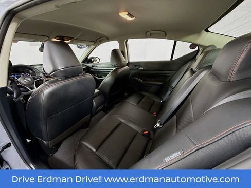 Certified 2024 Nissan Altima 2.5 SR image 10