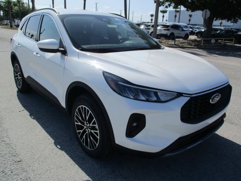New 2025 Ford Escape Plug-in Hybrid image 1
