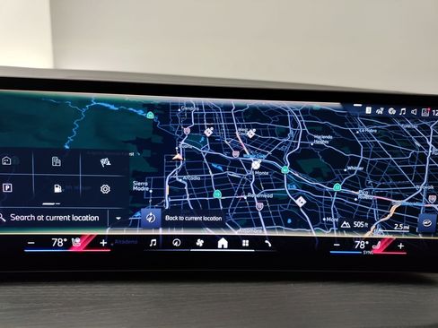 New 2026 BMW 330i 330i w/ Convenience Package image 21