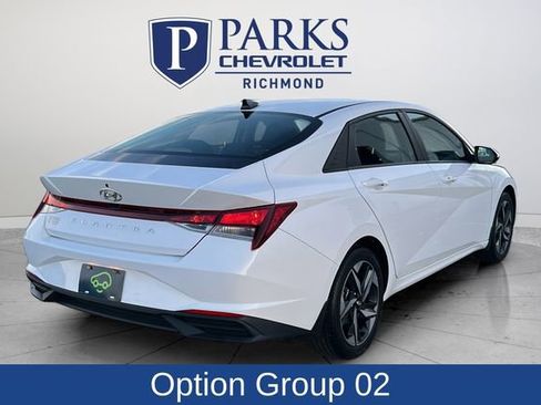 Used 2023 Hyundai Elantra SEL w/ Convenience Package FWD image 7