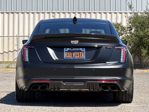 Used 2025 Cadillac CT5 V Blackwing w/ Carbon Fiber 2 Package RWD image 5