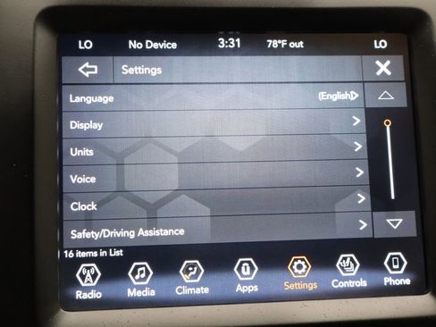 Used 2021 Jeep Cherokee Latitude Lux w/ Comfort/Convenience Group image 36