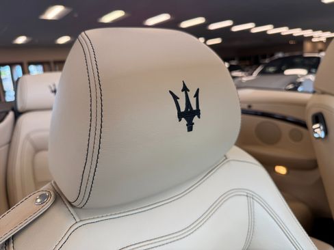 Used 2014 Maserati GranTurismo Convertible image 55