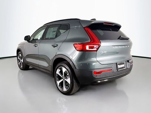 Certified 2026 Volvo XC40 B5 Plus w/ Protection Package Premier AWD/4WD image 5