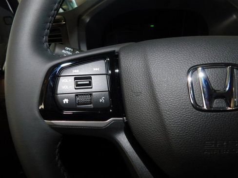 New 2026 Honda Odyssey Touring image 30