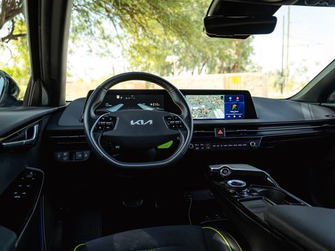 Used 2023 Kia EV6 GT AWD/4WD image 59