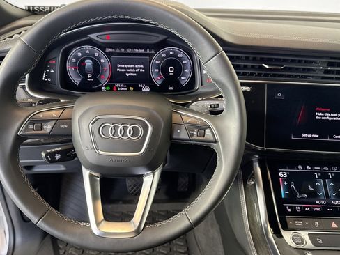 Used 2024 Audi Q8 Premium Plus w/ Premium Plus Package image 10