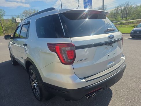 Used 2019 Ford Explorer Sport w/ Equipment Group 401A AWD/4WD image 7