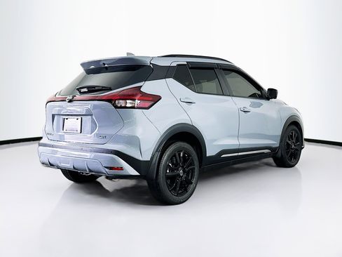 Used 2024 Nissan Kicks SR w/ SR Premium Package image 9